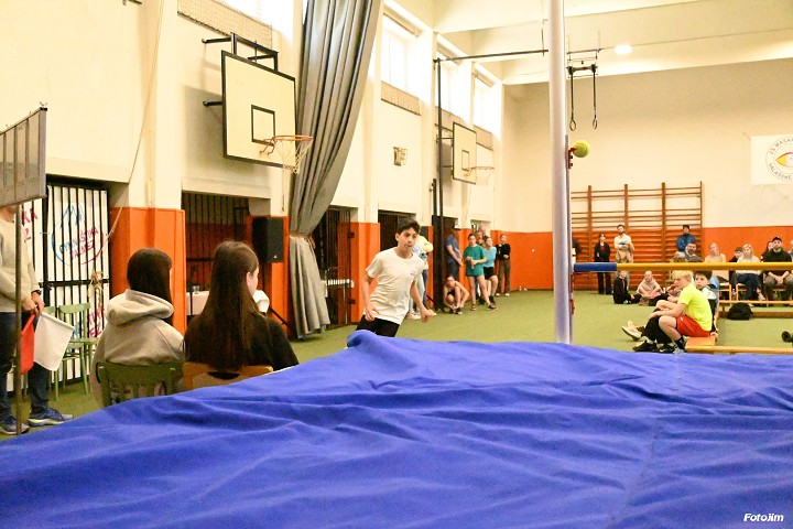 img00188.jpg