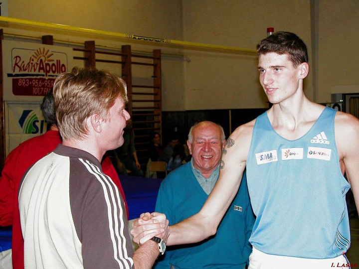 img00090.jpg